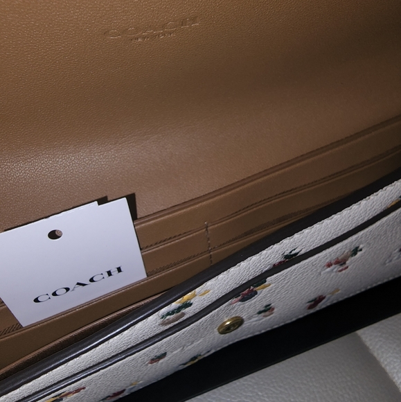 NWT ~ Coach Wyn Soft Wallet With Paint Dab Floral Print~ Very Rare - Picture 7 of 16